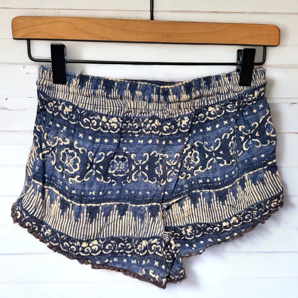 House of Harlow 1960 Easy Fringe Shorts Drawstring Abstract Print Blue White - Picture 3 of 7